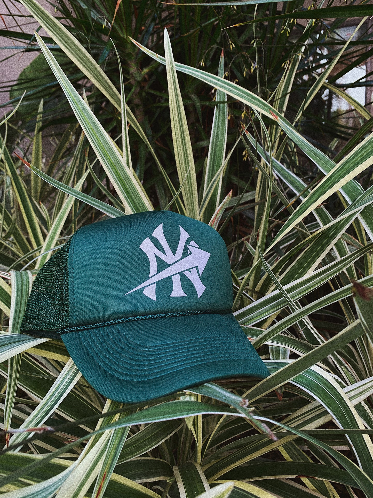 NY X OFFICIAL (HUNTER GREEN)